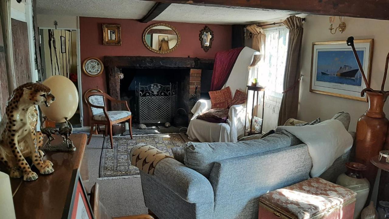 Quirky 18th Century Thatched *